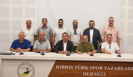 Spor Yazarları Derneği Başkanı Özsoy, güven tazeledi: KTFF ile görüşmeye her zaman açığız