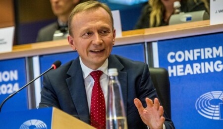 AB Komiseri Serafin: AB 'Kıbrıs'ın birleşmesine' destek vermeyi sürdürecek