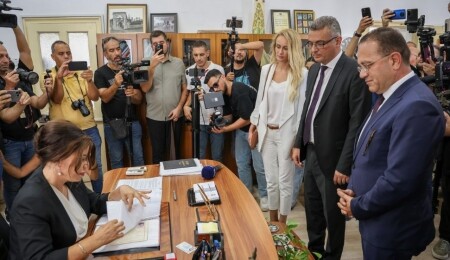 Tufan Erhürman Submits Presidential Candidacy
