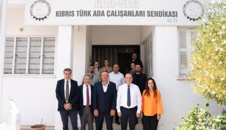 Fikri Ataoğlu ve DP heyeti, Ada-Sen yönetimini ziyaret ederek seçim sürecini konuştu