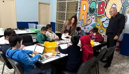 Paşaköy Gençlik Merkezi’nde robotik kodlama eğitimleri başladı