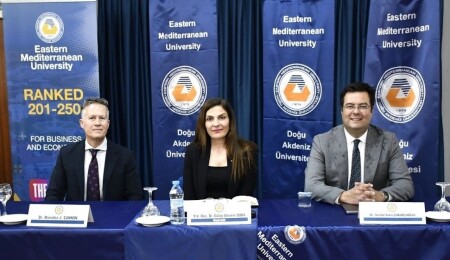 DAÜ Stratejik Araştırmalar Merkezi, deniz jeopolitiği ve bölgesel güç dengeleri konulu panel düzenledi