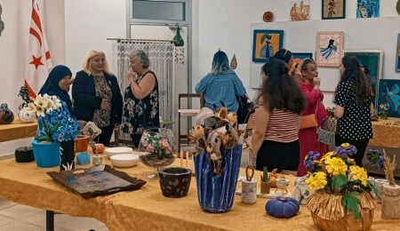 Karpaz Meslek Lisesi'nde “Üreten Eller Köy Kadın Kursu Sergisi” açıldı