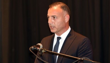 Cahitoğlu: Ekiplerimizin çalışmasıyla Girne'deki yangın kısa sürede kontrol altına alındı!