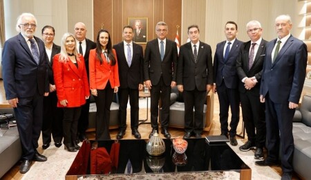 Cumhurbaşkanı Tufan Erhürman, Kıbrıs Üniversiteler Birliği heyetini kabul etti