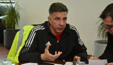 Amcaoğlu vatandaşa seslendi: Zorunlu olmadıkça evden çıkmayın; Belediyenin bütün numaraları aktif