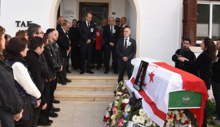Kıbrıs Türk basınının “Perihan Ablası” son yolculuğuna uğurlandı