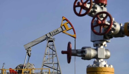 UEA, küresel petrol talebi tahminini yükseltti