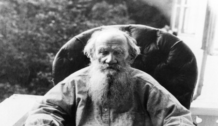 Tolstoy'un adını taşıyan barış ödülü, yazarın torunlarını ikiye böldü
