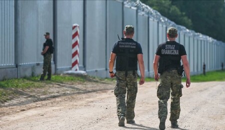 Polonya, Belarus sınırını Belarus ve Rusya'dan gelen yük trafiğine kapattı