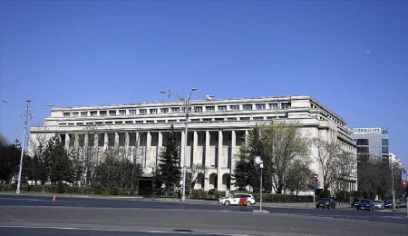 Bucharest Votes in Mayoral Race That Could Hand Far Right a First EU Capital