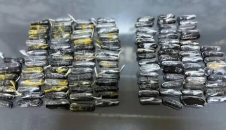 Sabiha Gökçen Havalimanı’nda yakalandılar: Midelerinden 1.5 kilo uyuşturucu çıktı