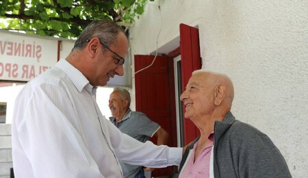 CTP Milletvekili adayı Sami Özuslu, köy ziyaretlerine devam ediyor