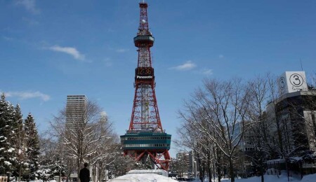 Japonya'da kar ve kış sporlarıyla ünlü şehirde havalar erken ısındı