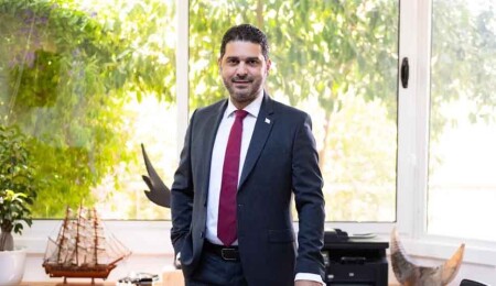 Ahmet Savaşan: Basın özgürlüğü demokrasinin ve toplumsal ilerlemenin teminatıdır!
