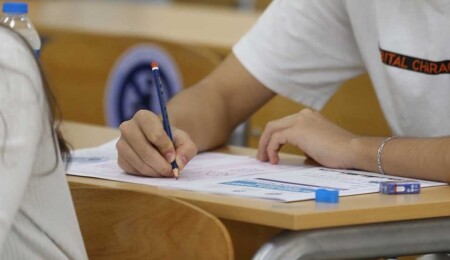 A Level sonuçlarına sahip öğrenciler ve aileleri bilgilendirilecek