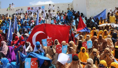 Somalililer, Türkiye ile yapılan savunma anlaşmasına destek gösterisi düzenledi