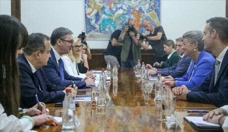 Sırbistan ile AB arasında yasa dışı göç teması