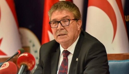 Başbakan Ünal Üstel geceyi hastanede geçirecek