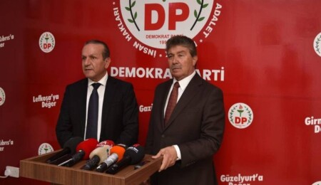 Fikri Ataoğlu'ndan Ünal Üstel'e tebrik: KKTC'nin geleceği için birlikte adımlar atacağız