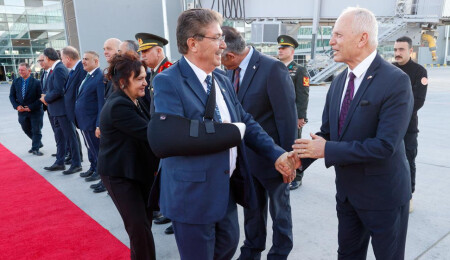 Başbakan Üstel, Antalya Diplomasi Formu'na katılıyor