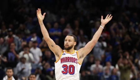 Kariyerinin dördüncü en skorer maçı: Stephen Curry'den 12 üçlükle 56 sayı