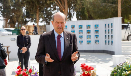 Cumhurbaşkanı Tatar, Şampiyon Melekler Şehitliği'ni ziyaret etti