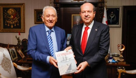 Cumhurbaşkanı Tatar’a “1974 öncesi Leymosun” kitabı takdim edildi