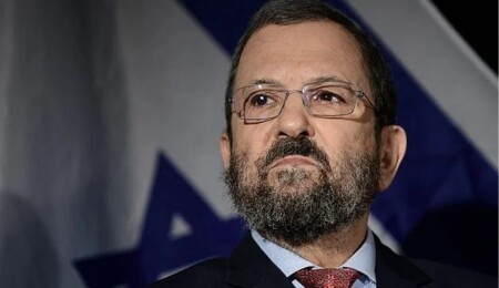 Eski İsrail Başbakanı Barak, Trump'ın Gazze planını "hayal ürünü" olarak niteledi
