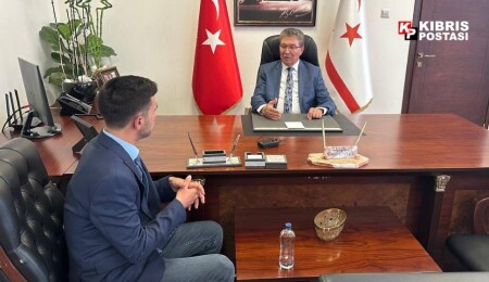 Ünal Üstel: Kurultay ilk turda biter