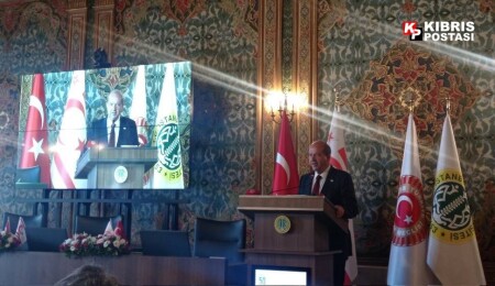 Tatar: Kıbrıs Türkü eşitlik temelinde AB’ye girecekmiş, buna inananın aklına şaşarım