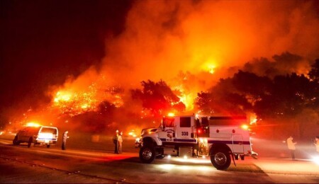 California'daki orman yangınları kaynaklı ekonomik kaybın 57 milyar doları bulabileceği tahmin ediliyor