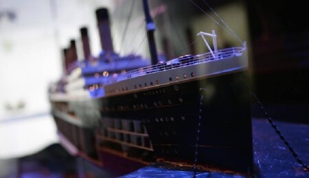 Titanik'in enkazını göstermek için kullanılan turistik denizaltı, okyanusta kayboldu