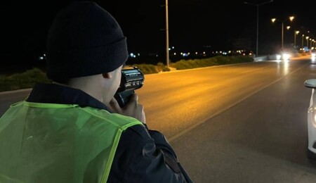 Trafik denetiminde 352 sürücünün 117’si sürat aştı, 6’sı alkollü, 1’i ehliyetsiz
