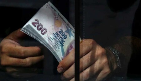 Burslar üç aydır yatırılmıyor: İddianız gençlerin sorunlarına çare bulmaksa, burs ödemeleriyle başlayın
