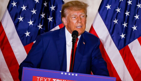 Donald Trump: Gazze, çatışmalar sona erdiğinde ABD'ye teslim edilecek