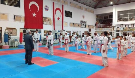 Taekwondocular KKTC’nin kuruluşu anısına yarıştılar