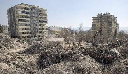 Ebrar Sitesi'nin müteahhiti olan Tepebaşı tahliye edildi