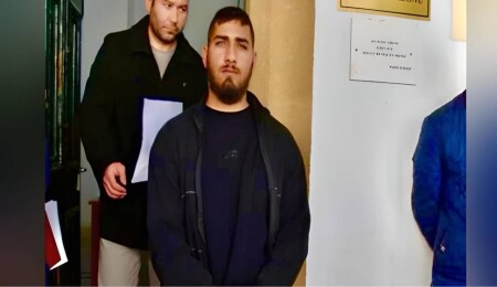 Ülkeye sokulan mültecileri teslim aldı, ardından cüzdanlarını ve cep telefonlarını çaldı