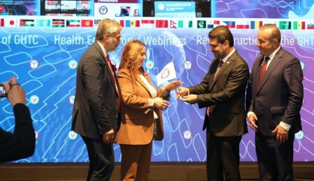 Savaşan handed over the flag to Cıobanu