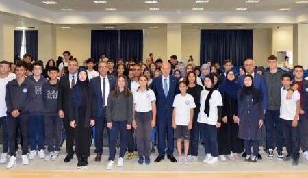 Cumhurbaşkanı Tatar Hala Sultan İlahiyat Koleji’ni ziyaret etti