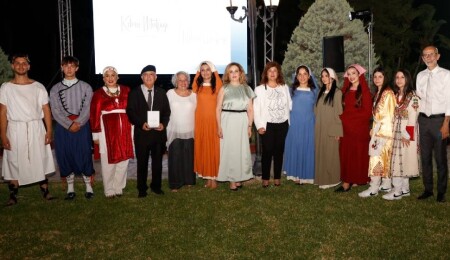 “Gelenekten Geleceğe Kıbrıs Mutfağı” kitabı, Cumhurbaşkanlığı himayesinde düzenlenen etkinlikle tanıtıldı