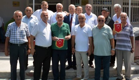 Zorlu Töre’den bayram ziyaretleri