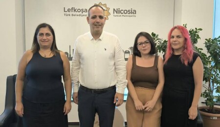 Mehmet Harmancı Kıbrıs Otizm Derneği Yönetim Kurulu üyeleri ile görüştü