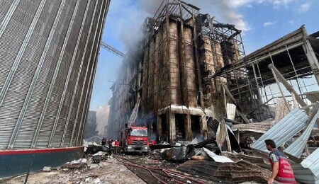 Sakarya'da makarna fabrikasındaki patlamada 21 kişi yaralandı
