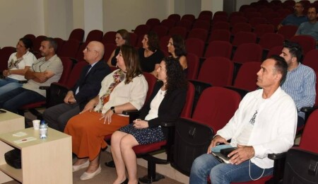 Tarım ve Doğal Kaynaklar Bakanlığı personeline "Zeytin ve zeytin ürünlerinin resmi kontrolleri” konulu eğitim verildi