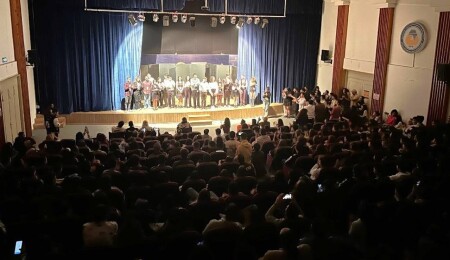 DAÜ’de “Temaşa Gecesi” tiyatro gösterisi gerçekleştirildi