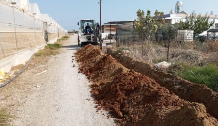 Gazimağusa Belediyesi 3 sokağa şebeke su hattı döşeneceğini açıkladı