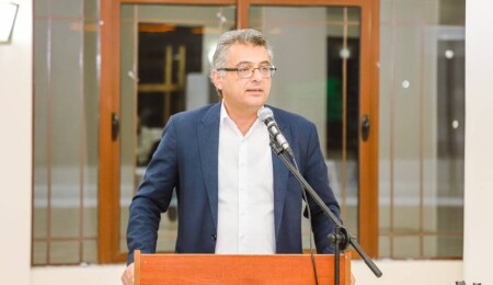 Tufan Erhürman: Memleketi Sarayönü’ne tıkadılar