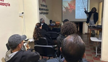 Bağımsızlık Yolu Lefkoşa’dan marksist siyaset dersi!